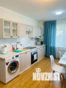 Дом 200м², 2-этажный, посуточно,