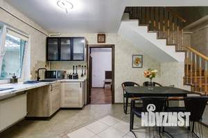 Дом 65м², 2-этажный, посуточно,