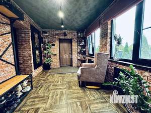 Дом 213м², 4-этажный, участок 15 сот.