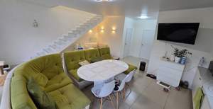 Дом 260м², 2-этажный, участок 24 сот.