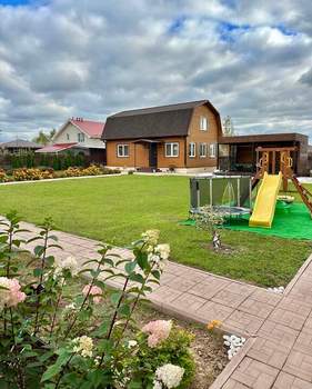 Дом 93м², 2-этажный, участок 10 сот.