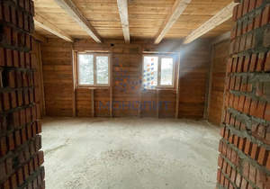 Дом 244м², 3-этажный, участок 12 сот.