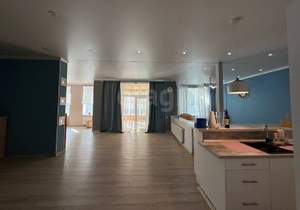 Дом 400м², 1-этажный, участок 15 сот.