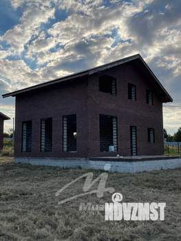 Коттедж 130м², 2-этажный, участок 9 сот.