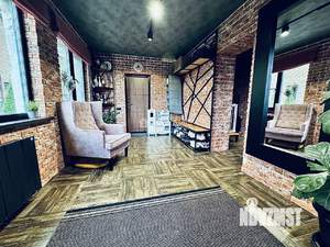 Дом 213м², 4-этажный, участок 15 сот.