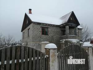 Дом 205м², 2-этажный, участок 1077 сот.