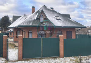 Дом 358м², 3-этажный, участок 13 сот.