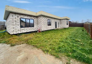 Дом 193м², 1-этажный, участок 10 сот.