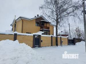 Дом 360м², 3-этажный, участок 8 сот.
