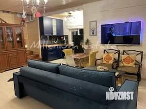 Дом 194м², 2-этажный, участок 10 сот.