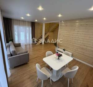 Дом 148м², 2-этажный, участок 9 сот.