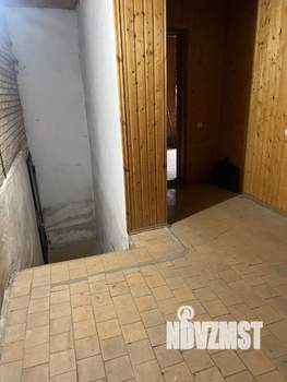 Дом 302м², 3-этажный, участок 43 сот.