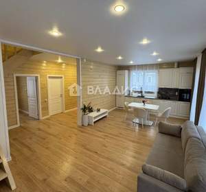 Дом 148м², 2-этажный, участок 9 сот.