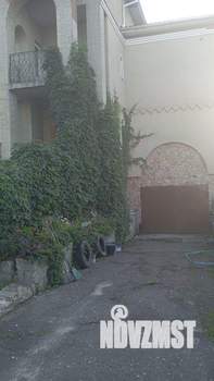 Дом 437м², 3-этажный, участок 11 сот.