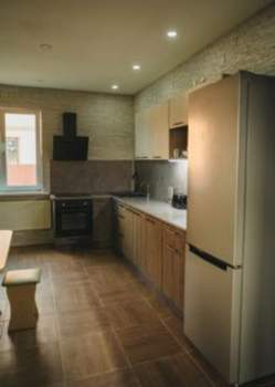 Дом 220м², 2-этажный, участок 9 сот.