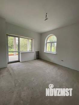 Дом 364м², 4-этажный, участок 21 сот.