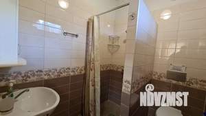 Дом 180м&sup2;, 2-этажный, посуточно, 