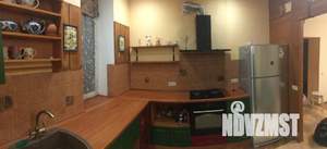 Дом 200м&sup2;, 2-этажный, посуточно, 