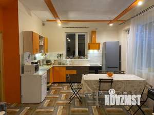 Дом 80м&sup2;, 2-этажный, посуточно, 