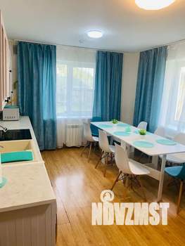 Дом 200м², 2-этажный, посуточно, 