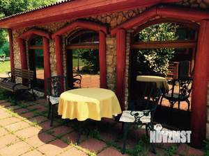 Дом 200м&sup2;, 2-этажный, на длительный срок, 