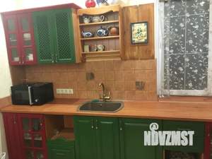 Дом 200м&sup2;, 2-этажный, посуточно, 