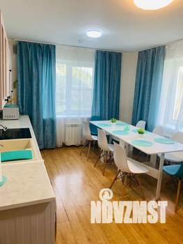 Дом 200м², 2-этажный, посуточно, 