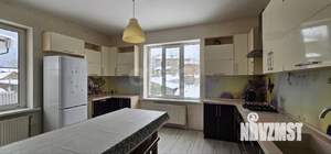 Дом 307м&sup2;, 2-этажный, участок 5 сот.  