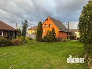 Коттедж 220м&sup2;, 2-этажный, участок 10 сот.  