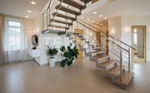 Дом 433м&sup2;, 3-этажный, участок 34 сот.  