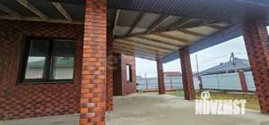 Дом 205м&sup2;, 2-этажный, участок 8 сот.  