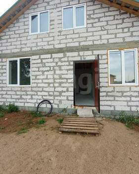 Дом 130м&sup2;, 2-этажный, участок 6 сот.  