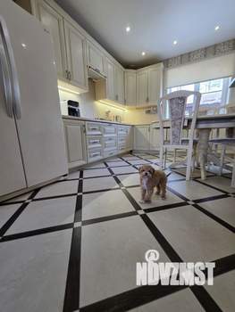 Дом 240м&sup2;, 2-этажный, участок 17 сот.  