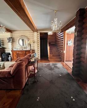 Дом 200м&sup2;, 2-этажный, участок 11 сот.  