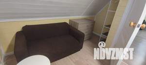 Дом 80м&sup2;, 2-этажный, участок 10 сот.  