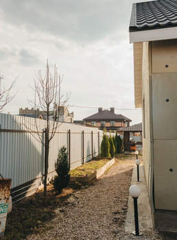 Дом 220м&sup2;, 2-этажный, участок 9 сот.  