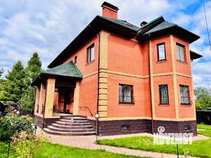 Дом 512м², 3-этажный, участок 15 сот.  