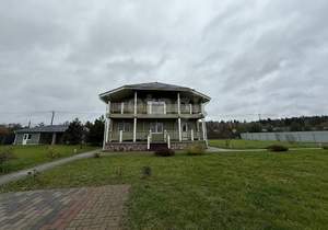 Дом 217м², 2-этажный, участок 33 сот.  