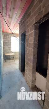 Дом 240м&sup2;, 2-этажный, участок 15 сот.  