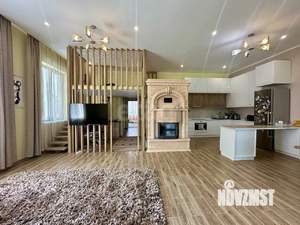 Дом 300м&sup2;, 2-этажный, участок 100 сот.  