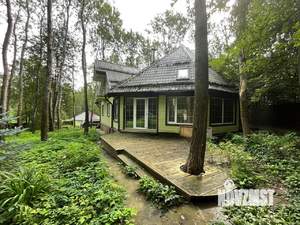 Дом 257м², 2-этажный, участок 15 сот.  