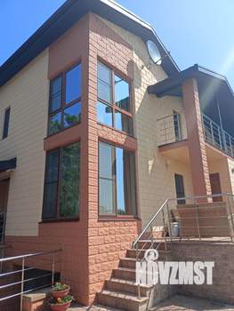 Дом 260м&sup2;, 2-этажный, участок 15 сот.  