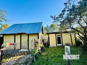 Дом 63м&sup2;, 2-этажный, участок 30 сот.  