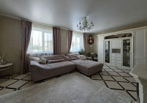 Дом 240м&sup2;, 2-этажный, участок 17 сот.  