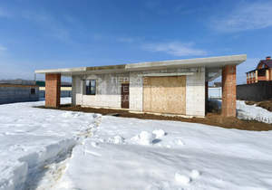 Дом 142м&sup2;, 1-этажный, участок 10 сот.  