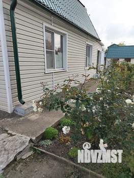 Дом 60м&sup2;, 2-этажный, участок 5 сот.  