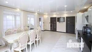 Дом 250м&sup2;, 2-этажный, участок 10 сот.  