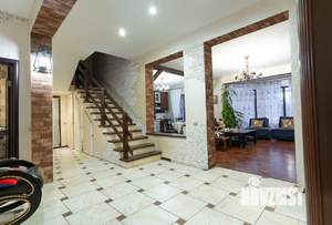 Дом 270м&sup2;, 2-этажный, участок 4 сот.  