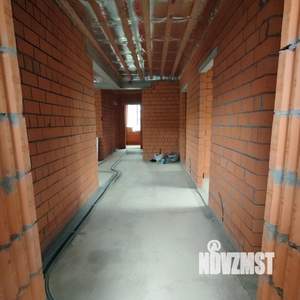 Дом 190м&sup2;, 1-этажный, участок 9 сот.  