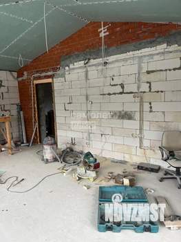 Дом 111м&sup2;, 2-этажный, участок 8 сот.  